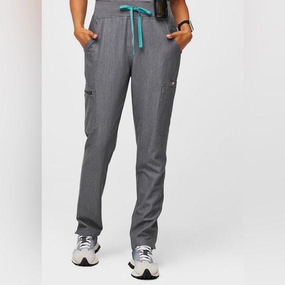Figs Pants - NWT High Waites Yola Scrub Pants In Graphite